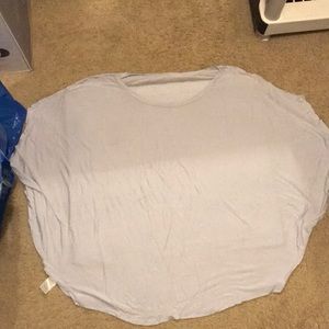 Light purple loose top. Size Large.